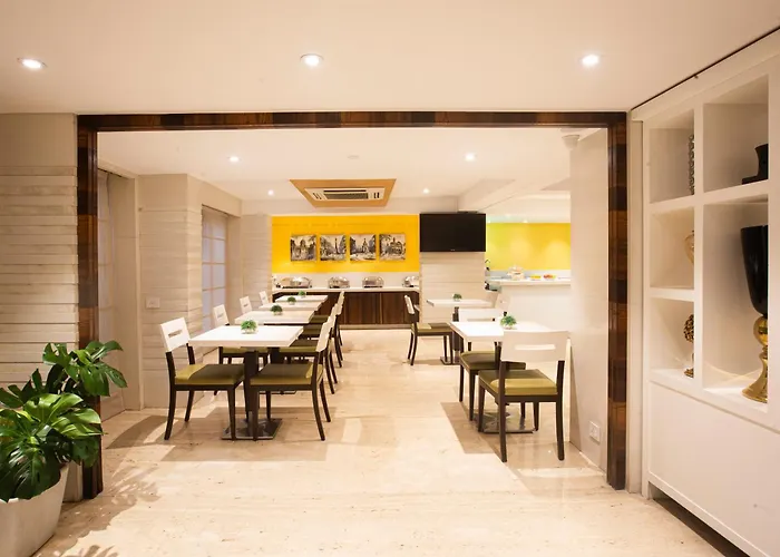 Hotel Bawa Continental Mumbai